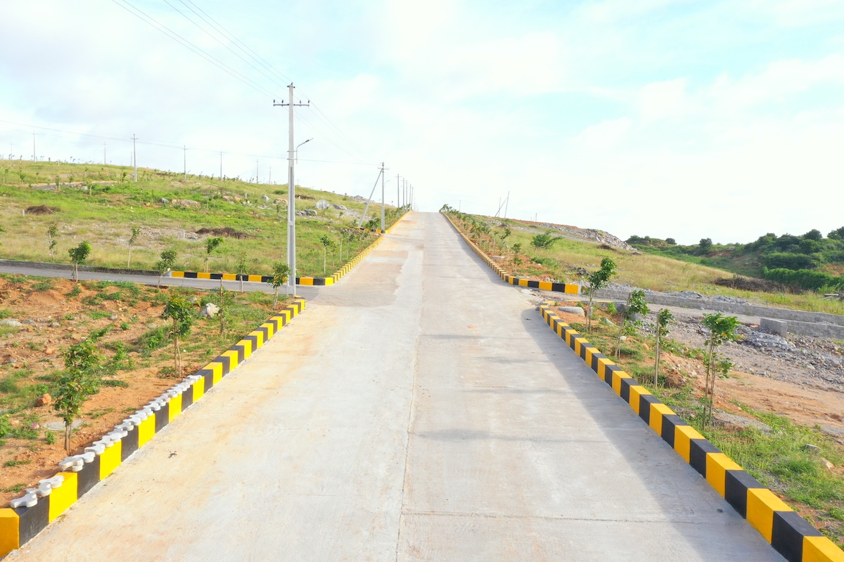 OPEN PLOT FOR SALE AT LB 